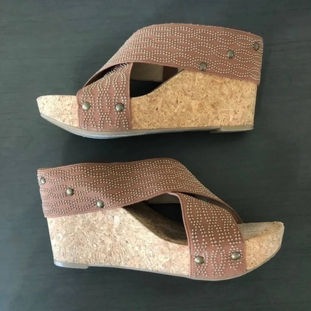 Lucky Brand Miller Brown Fabric Studs Cork Wedges